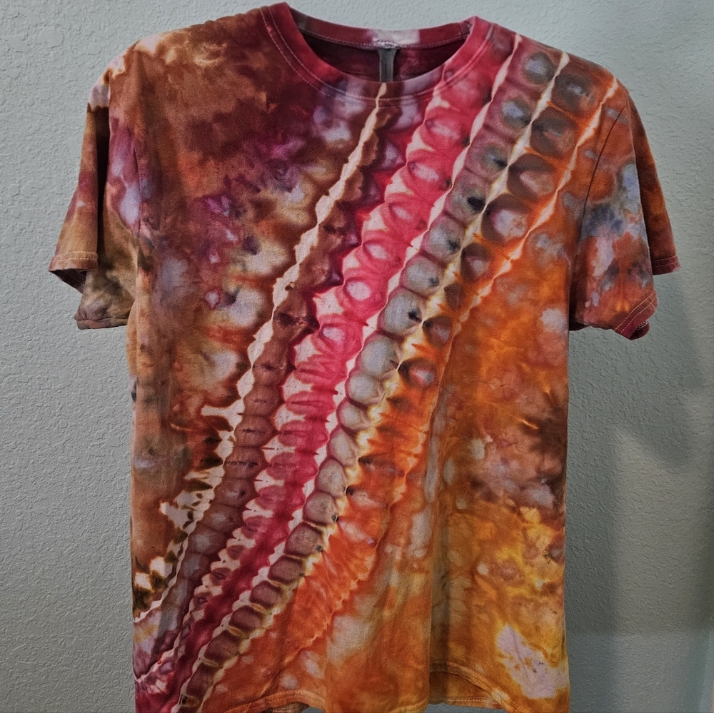Cool Handmade One-of-a-kind Tie-dye Unisex T-shirt L - Picture 3 of 10